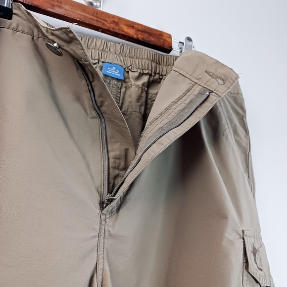Reel Legends Cargo Fishing Shorts Size XL Beige Elastic Waist Cotton Blend - Picture 3 of 10